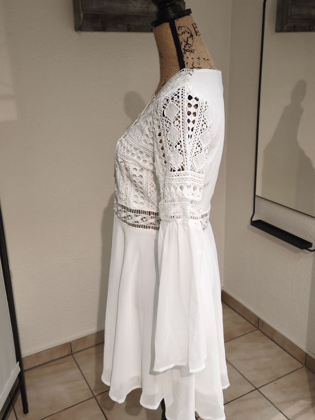 Shein Kleider: Weisses Kleid von SHELLAY in Gr.M – Neu (gemäss Beschreibung) aus Emmetten von SecondhandSiska 1