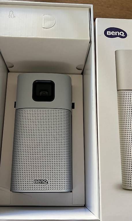 Proiettori: BENQ GV1 - Mini Beamer – Usato da Azmoos venduto da RuBa96 1