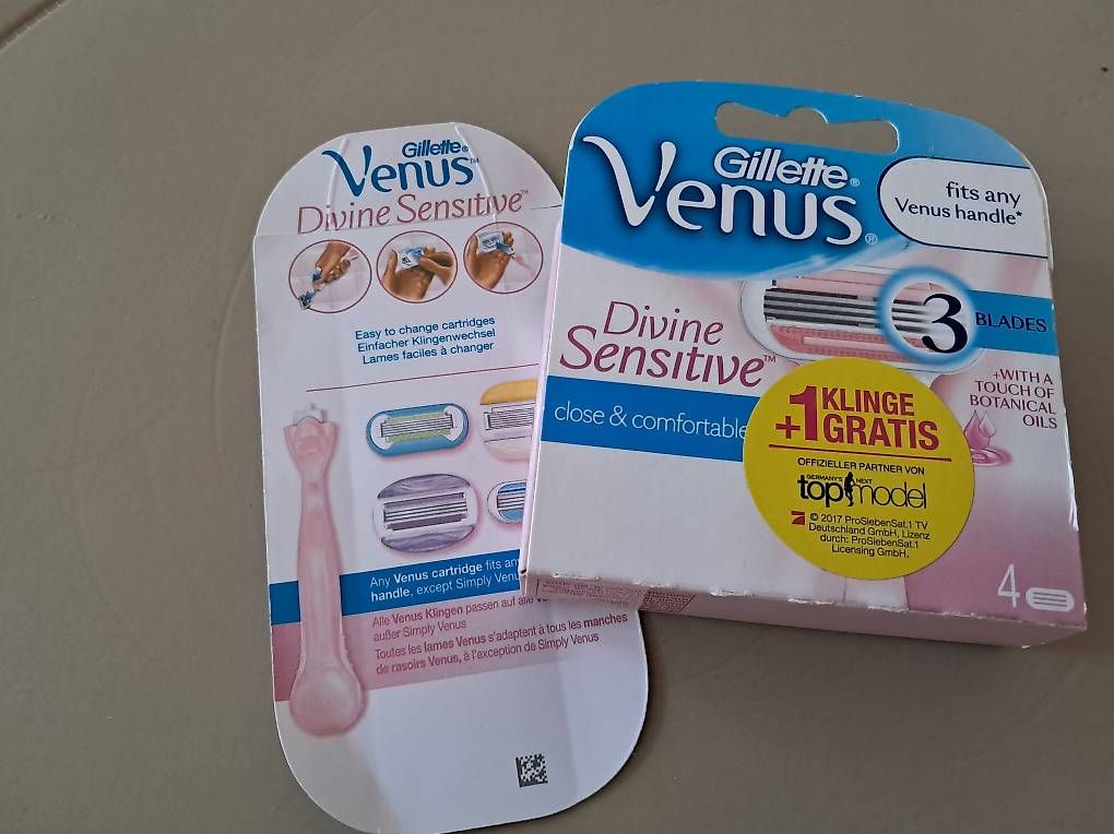Gillette Rasoi & Lamette da barba: 1 Packung Gillette Venus Rasierklingen – Nuovo e nell'imballaggio originale da Belp venduto da Verk976