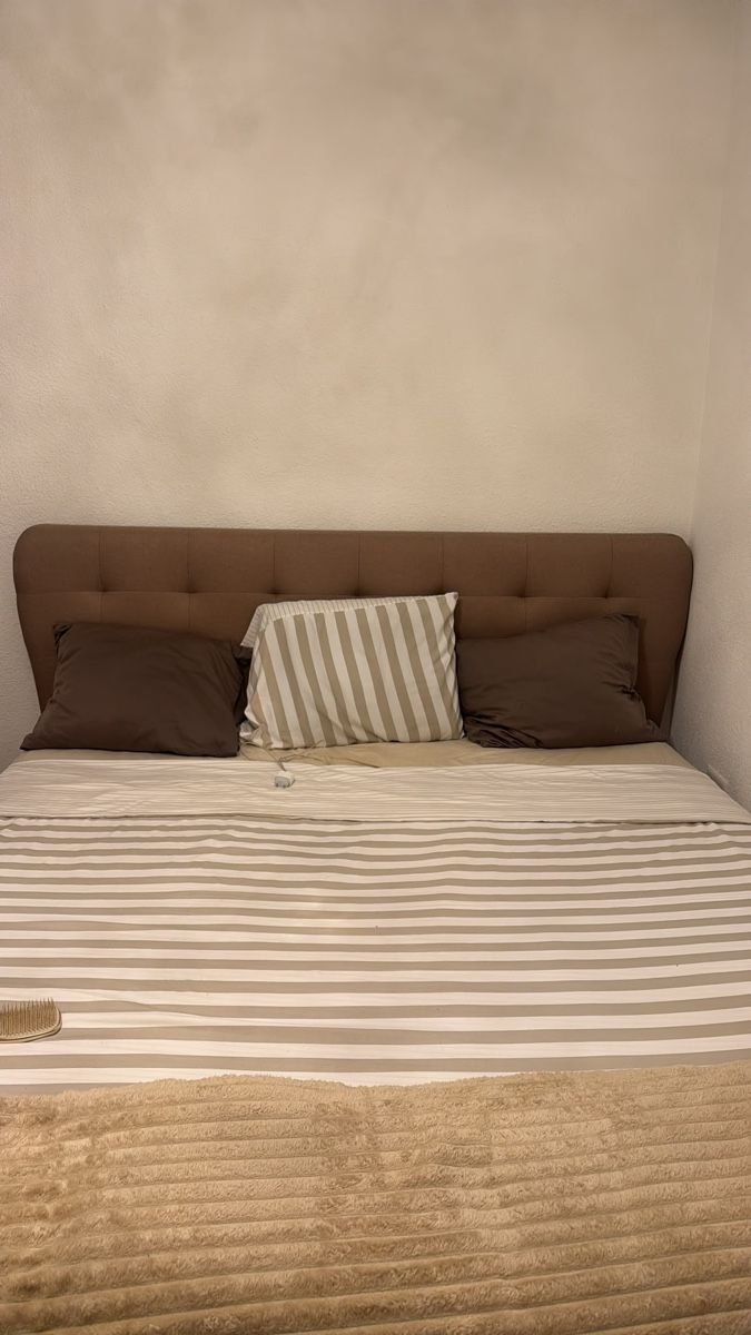 Beliani Lits: Bett mit Matratze – Neuf (Voir description) à Zürich par lol_5nft 1