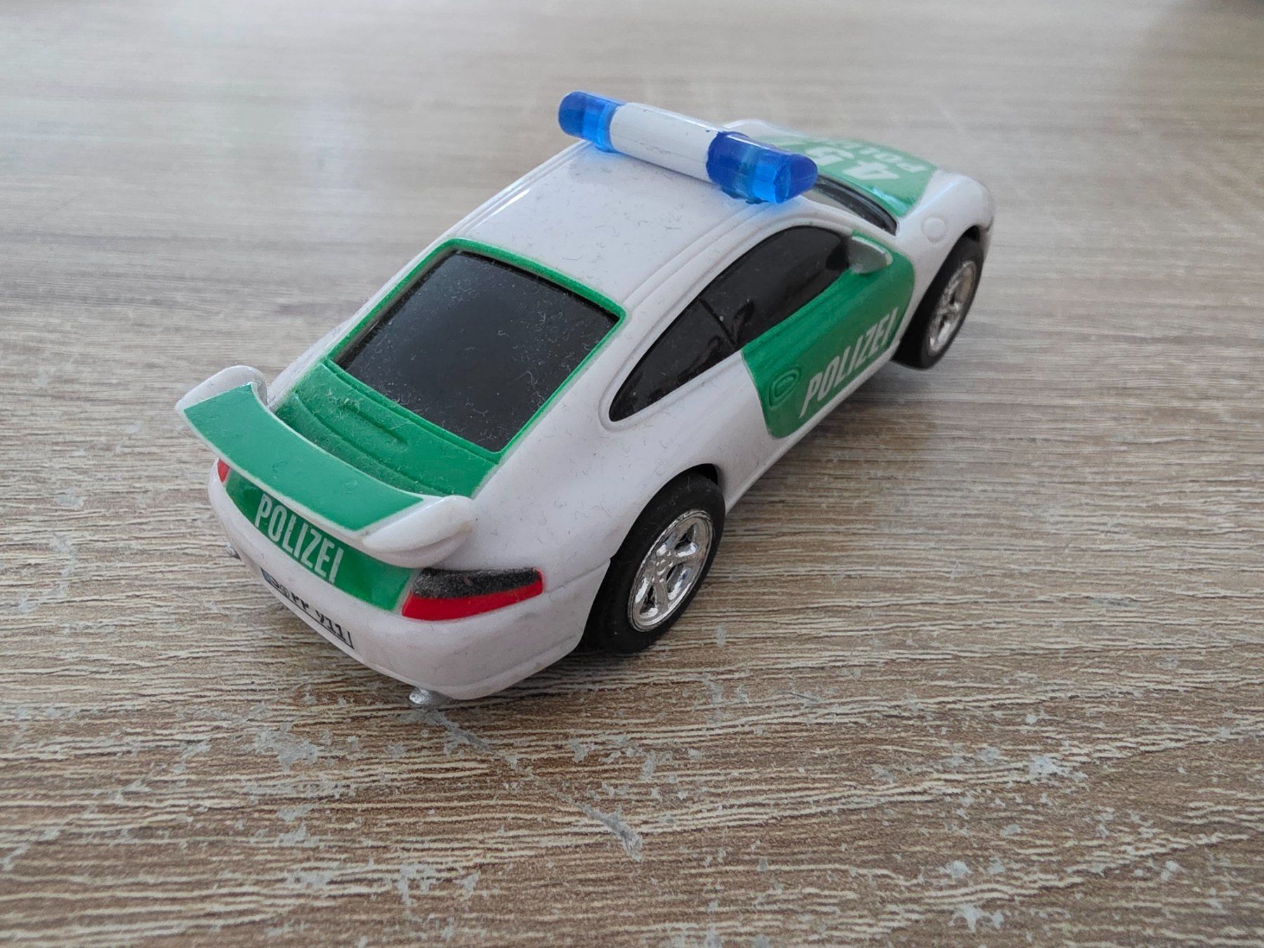 Porsche Modellini d'auto: Carrera Go Auto Porsche 911 "POLIZEI" mit Blaulicht – Usato da Sempach venduto da Knuckles17 1