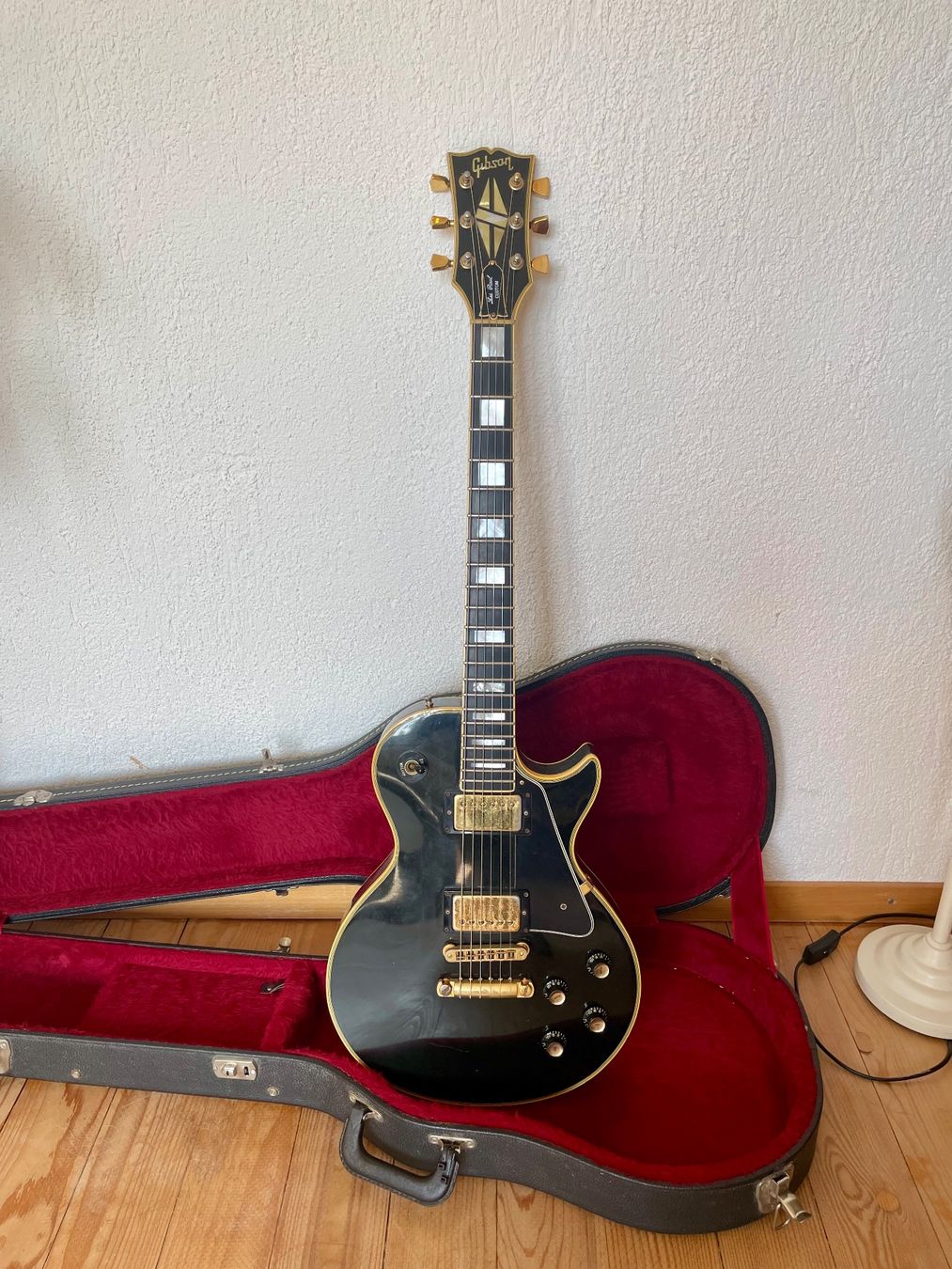 Gibson Strumenti musicali: 1976 Gibson Les Paul Custom Ebony "Black Beauty" – Usato da Günsberg venduto da ildierfdivad 2