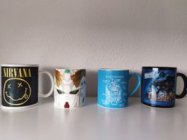 4 Tassen mit diversen Motiven  (Star Wars, Gundam, Nirvana)