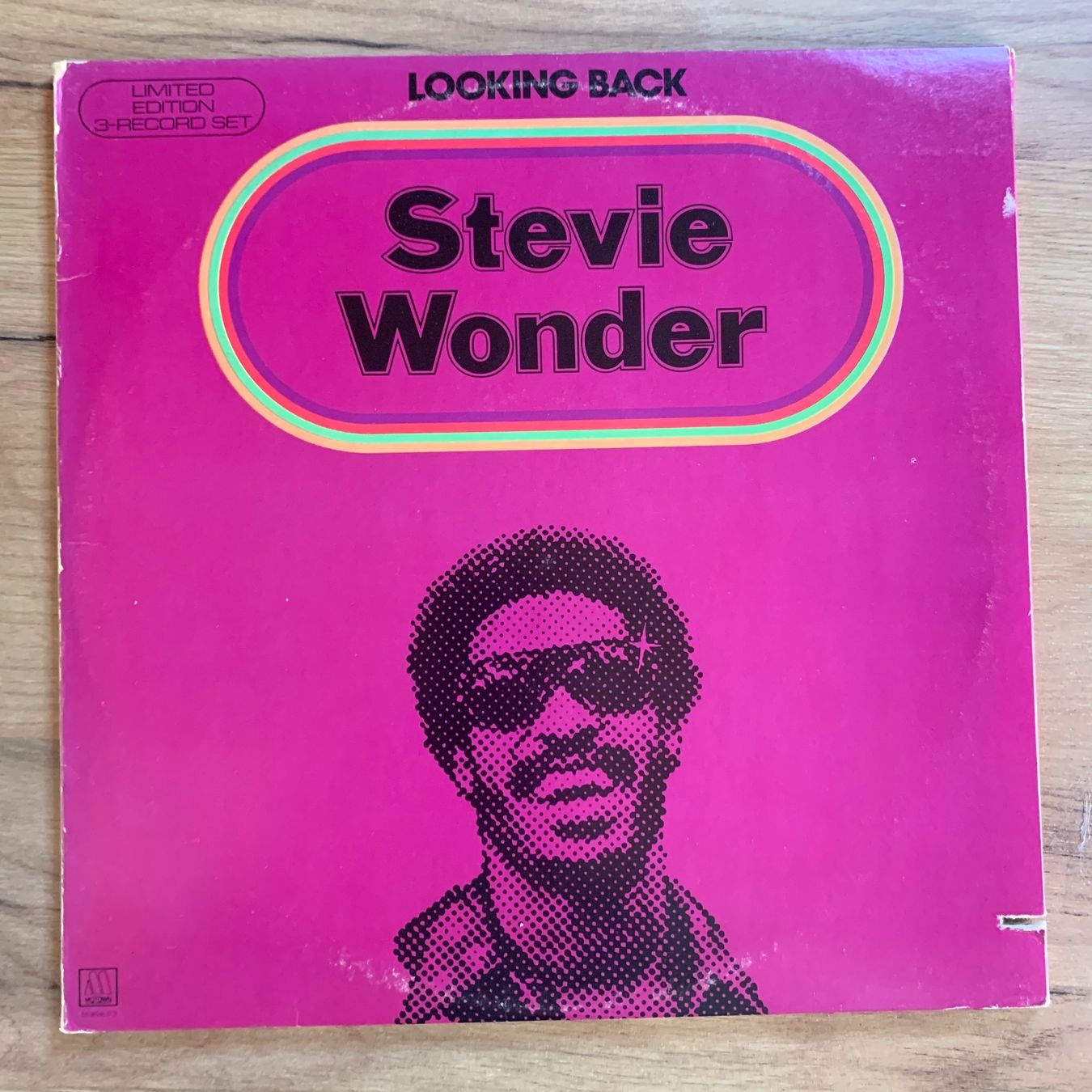 Vinyles: Stevie Wonder – Looking Back...COMPIL US 1977...VG+/VG+ – D'occasion à Gals par Diskopatshop