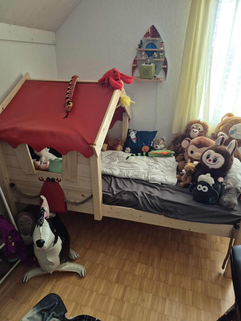 Betten: Kinderbett wickie – Gebraucht aus Utzenstorf von Ernie_und_Bert 1