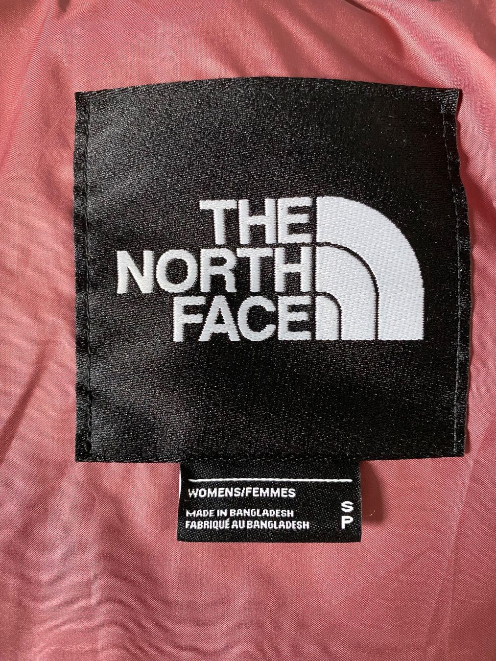 North Face Giacche: North Face Damenjacke neu Grösse S – Nuovo (secondo la descrizione) da Dübendorf venduto da viv_c5xk 1