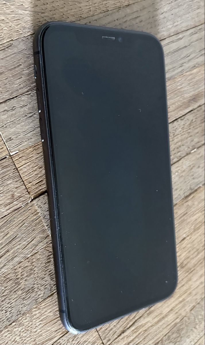 Apple Handys / Smartphones: Apple iPhone 11 128GB ab 1.- – Gebraucht aus Basel von Shogan