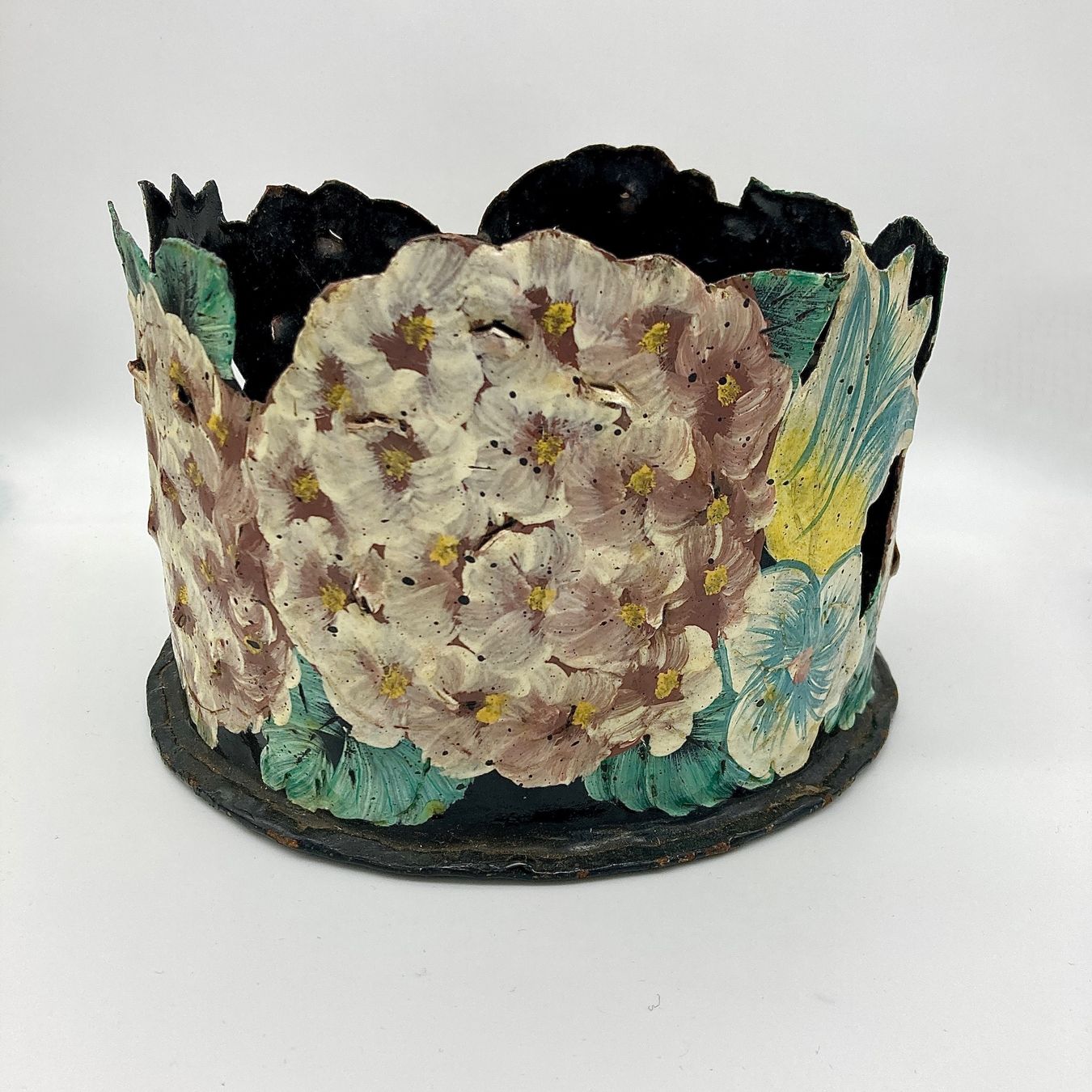 Vasi per fiori: Vintage handgemalt Metall Pflanzer Blumentopf – Usato da Wädenswil venduto da krisztiname 1