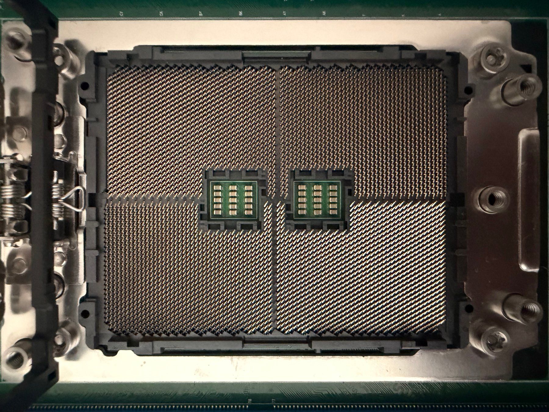 Schede madri: Supermicro H12SSL-NT Server-Motherboard – Usato da Münchenstein venduto da eitopomar 3