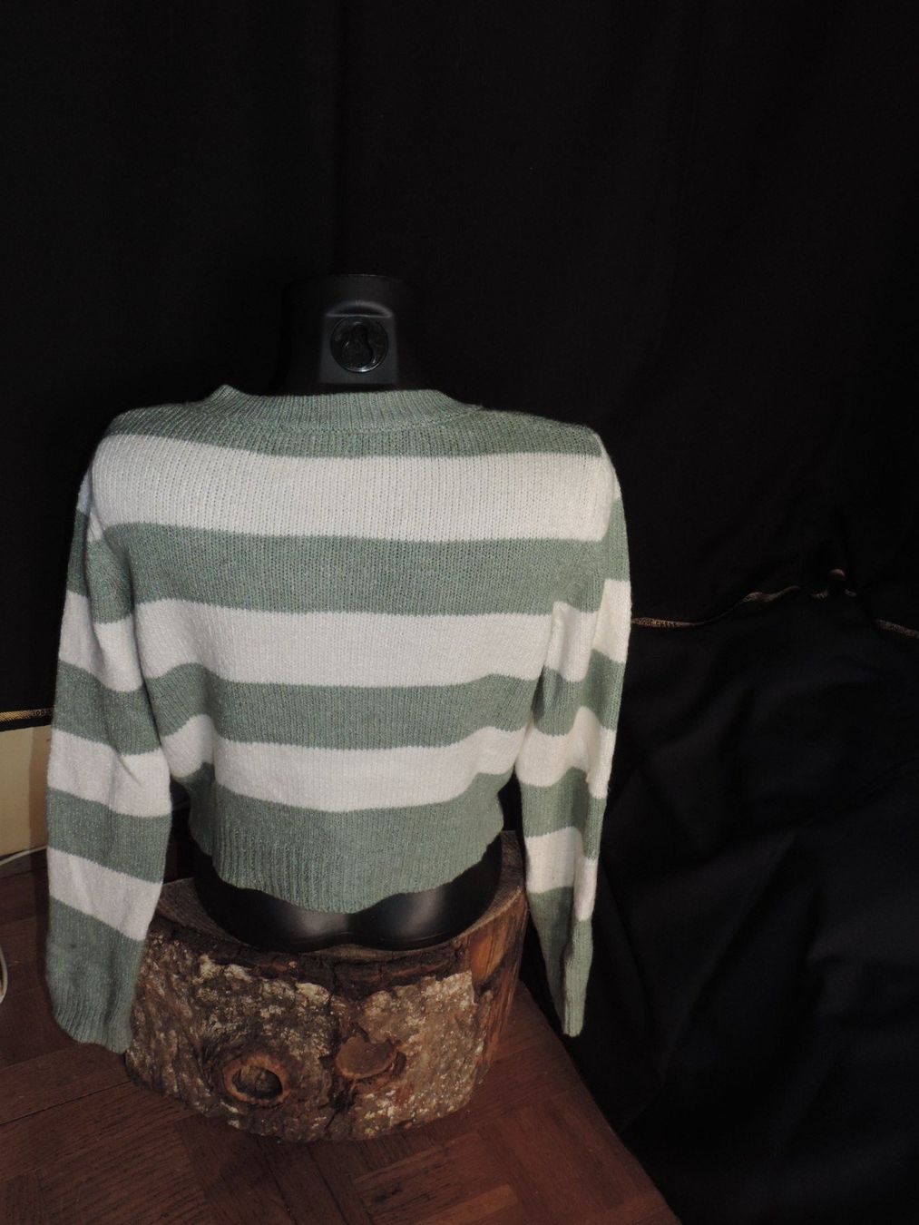 Maglioni & Felpe: pull en maille  rayé vert et blanc – Usato da Genève venduto da Axelle333 5