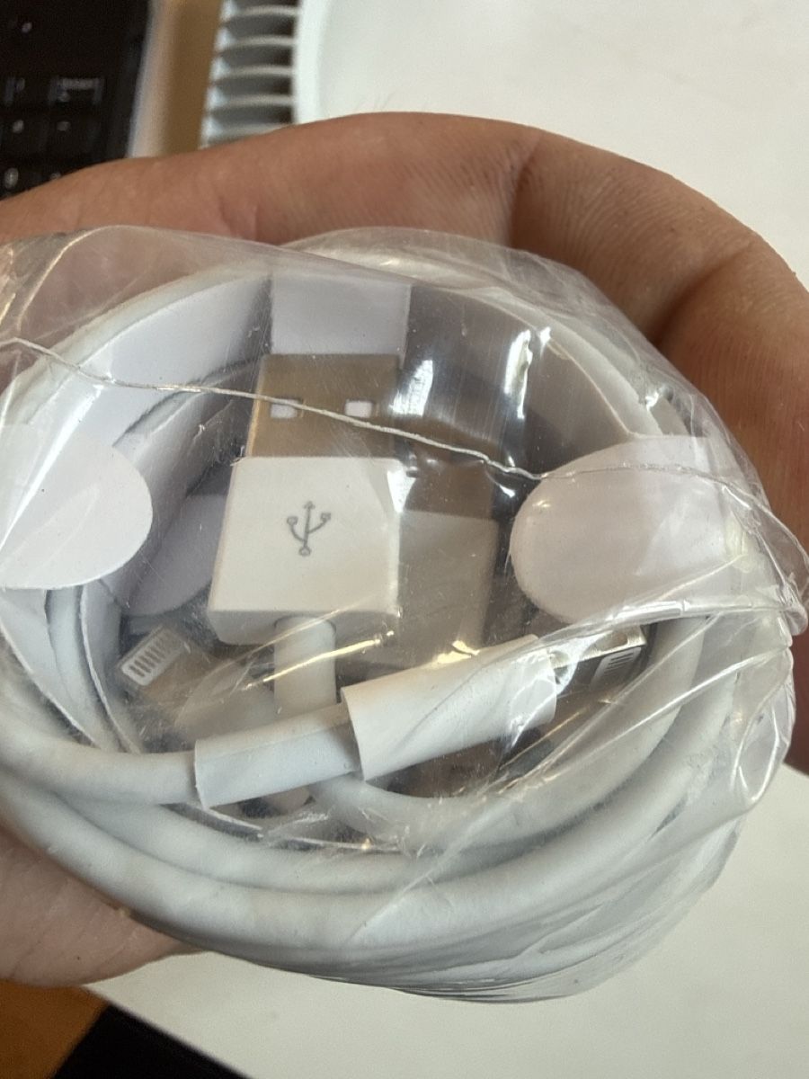 Câbles: 20x USB-A zu Lightning Kabel – D'occasion à Rehetobel par ZM81 1