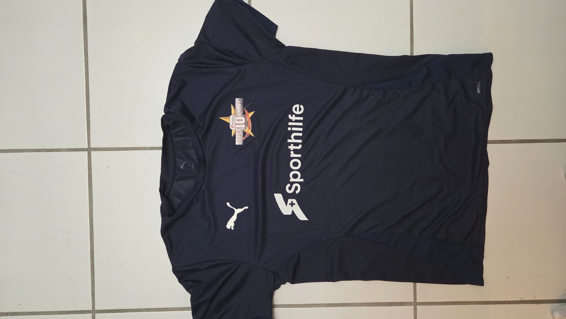 Puma T-shirt: Sportshirt Super10Kampf – Usato da Unterkulm venduto da Manubasso