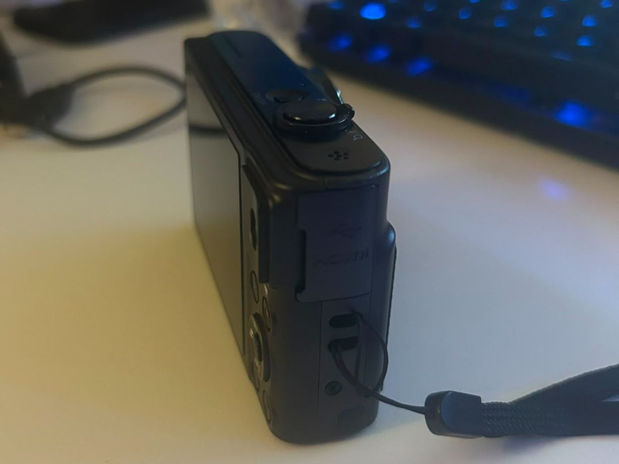 Canon Fotocamera: Canon Powershot sx620 HS – Usato da Madetswil venduto da Luck_4_Ever 5