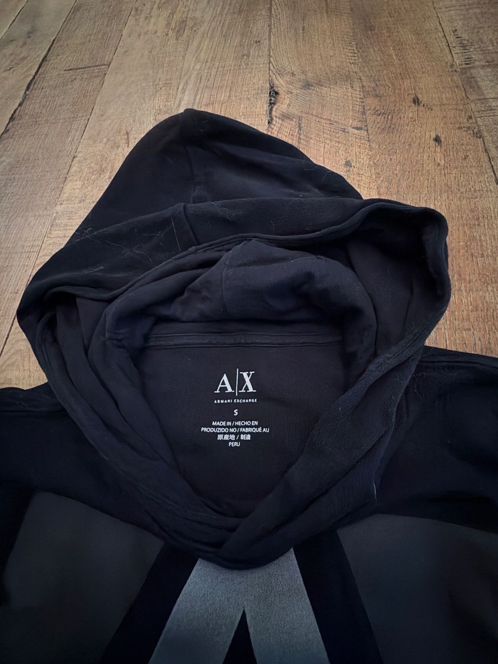 Armani Pullover & Sweatshirts: Armani Exchange Kapuzenpullover schwarz Grösse S gebraucht – Gebraucht aus Cham von Humi2 2