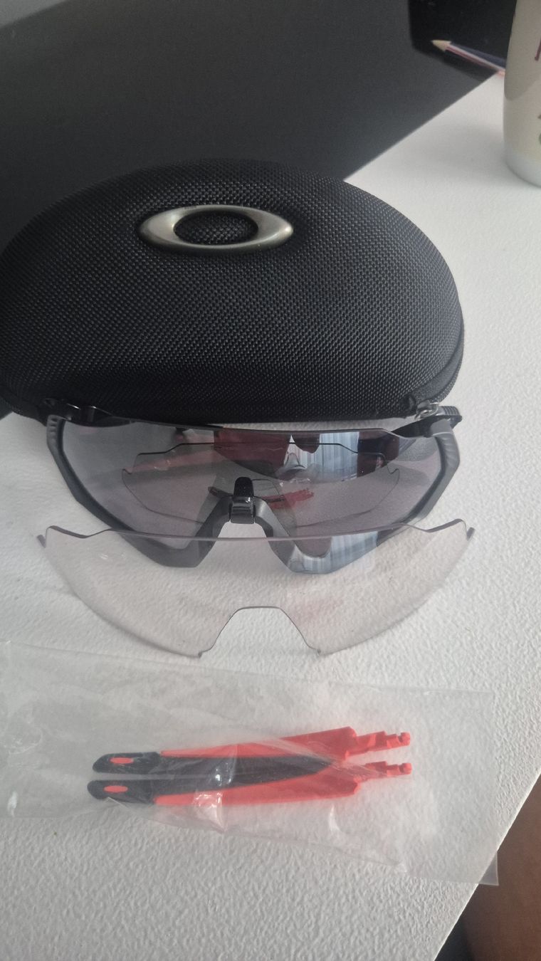 Oakley Occhiali & Lenti: Sportbrille Oakley Flight Jacket – Usato da Seon venduto da are_zjc2 1