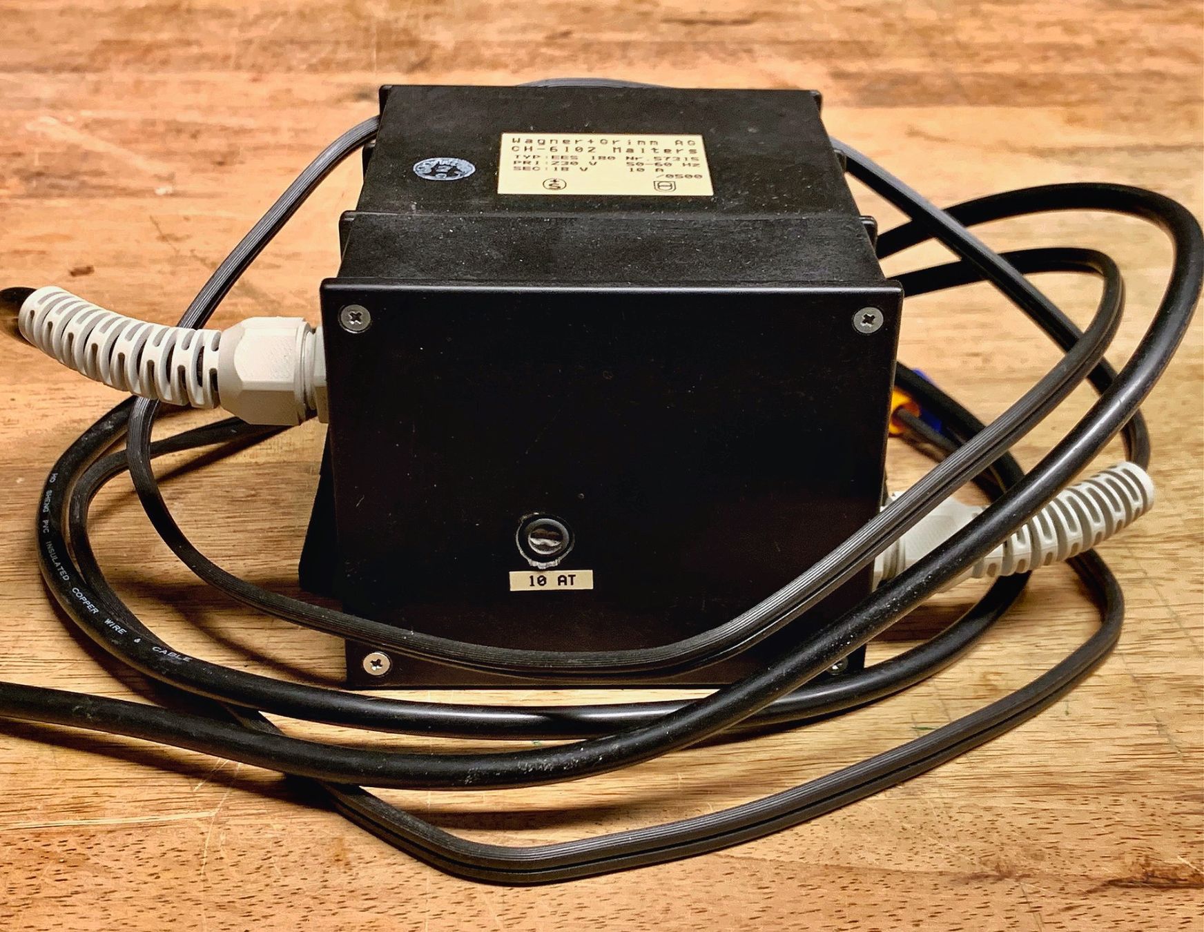 Componenti elettronici: Trafo-AC  220Volt sec. 18V - 10Amp  von Hagner+Grimm – Usato da Uerikon venduto da daylight-484 1