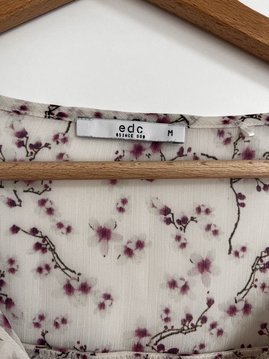 Esprit Chemisiers: Bluse Esprit, Grösse M – D'occasion à Escholzmatt par mel_58wh 1