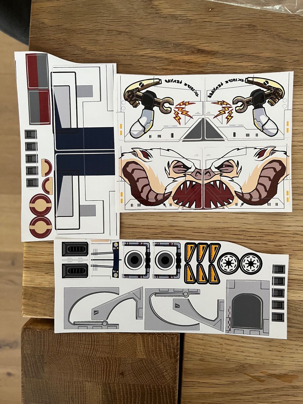 Lego Spielzeuge: Lego Star Wars Set 10195 Rep.Dropship mit AT-OT – Gebraucht aus Wimmis von Aluethi 2