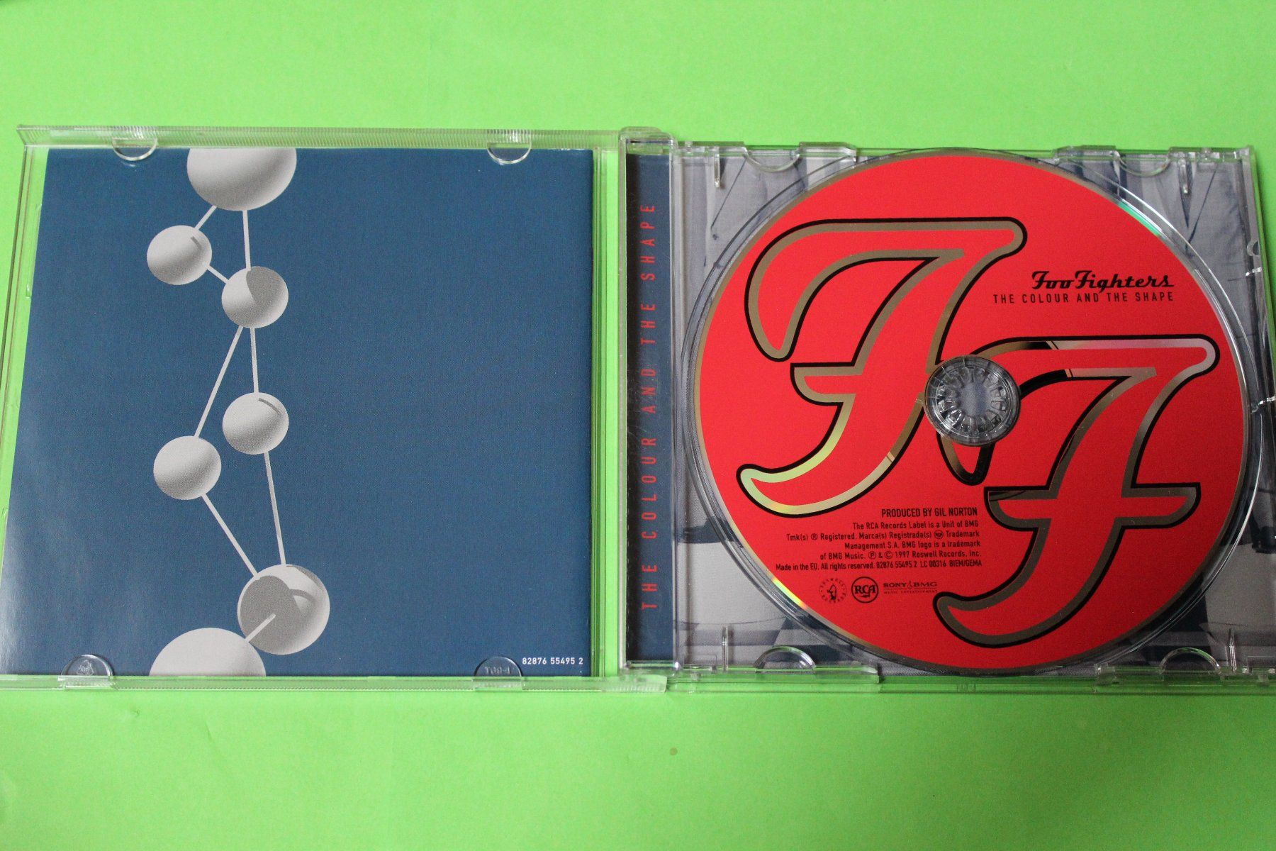 CD: Foo Fighters (Dave Grohl, Nirvana) The colour & the shape CD – Usato da Tübach venduto da JamesStone 3