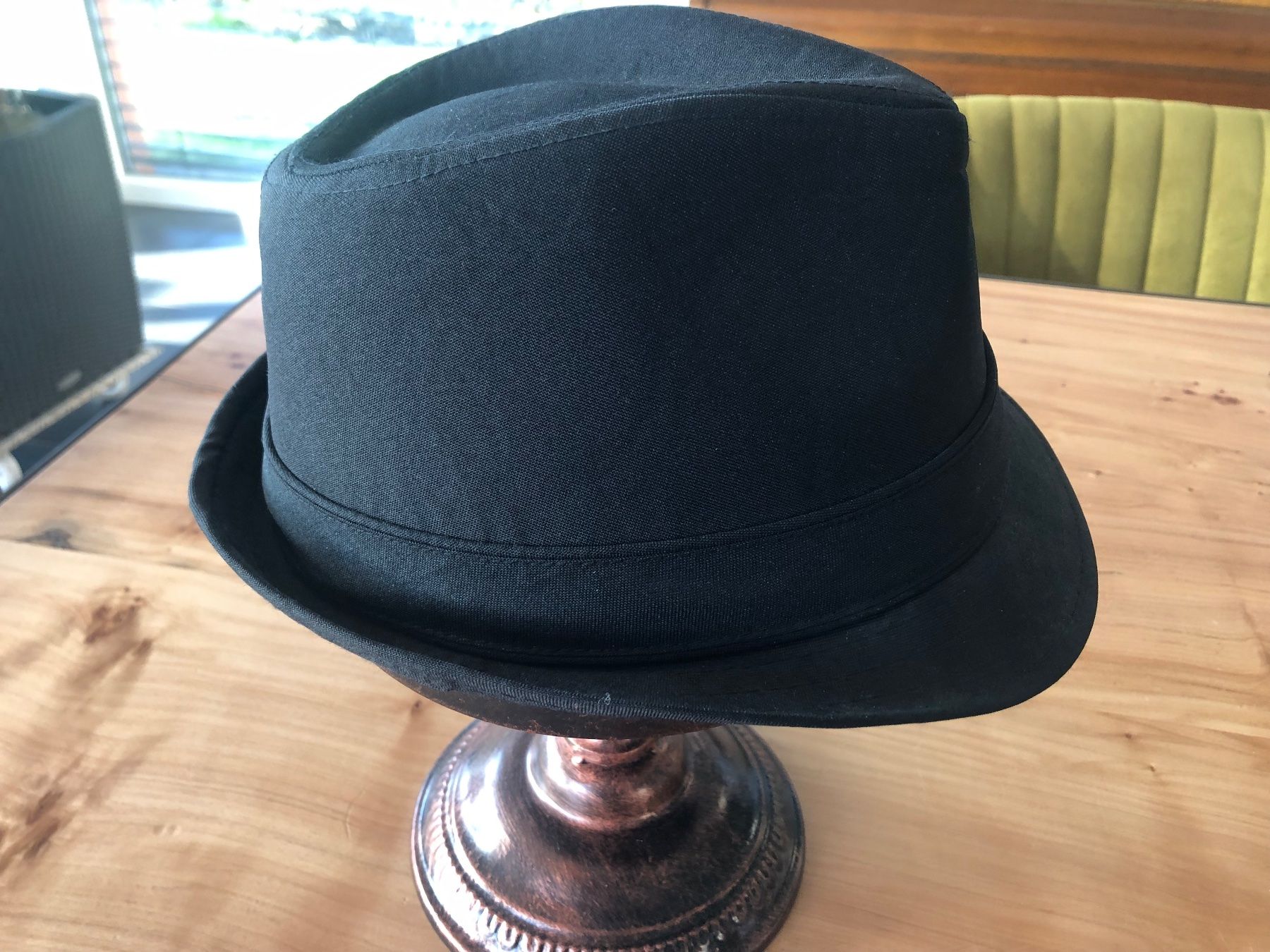 Copricapi, berretti & cappellini: Schicker, schwarzer Hut, – Usato da Kaltbrunn venduto da lagone1
