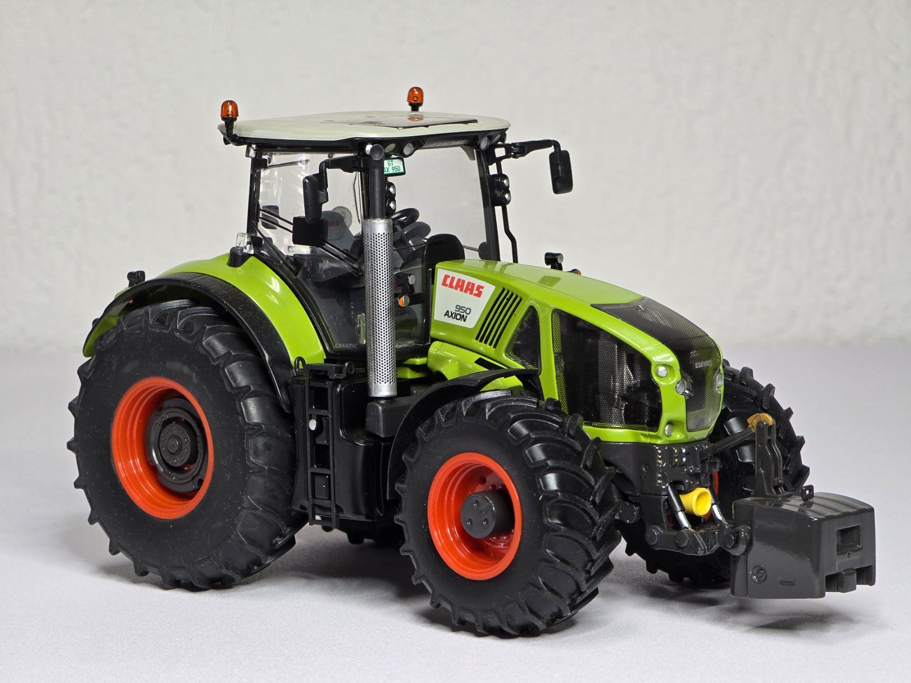Wiking Modellbausätze & Standmodelle: Wiking, 077314, Claas 950 Axion, Vitrine – Neu (gemäss Beschreibung) aus Kloten von Nicola2 3