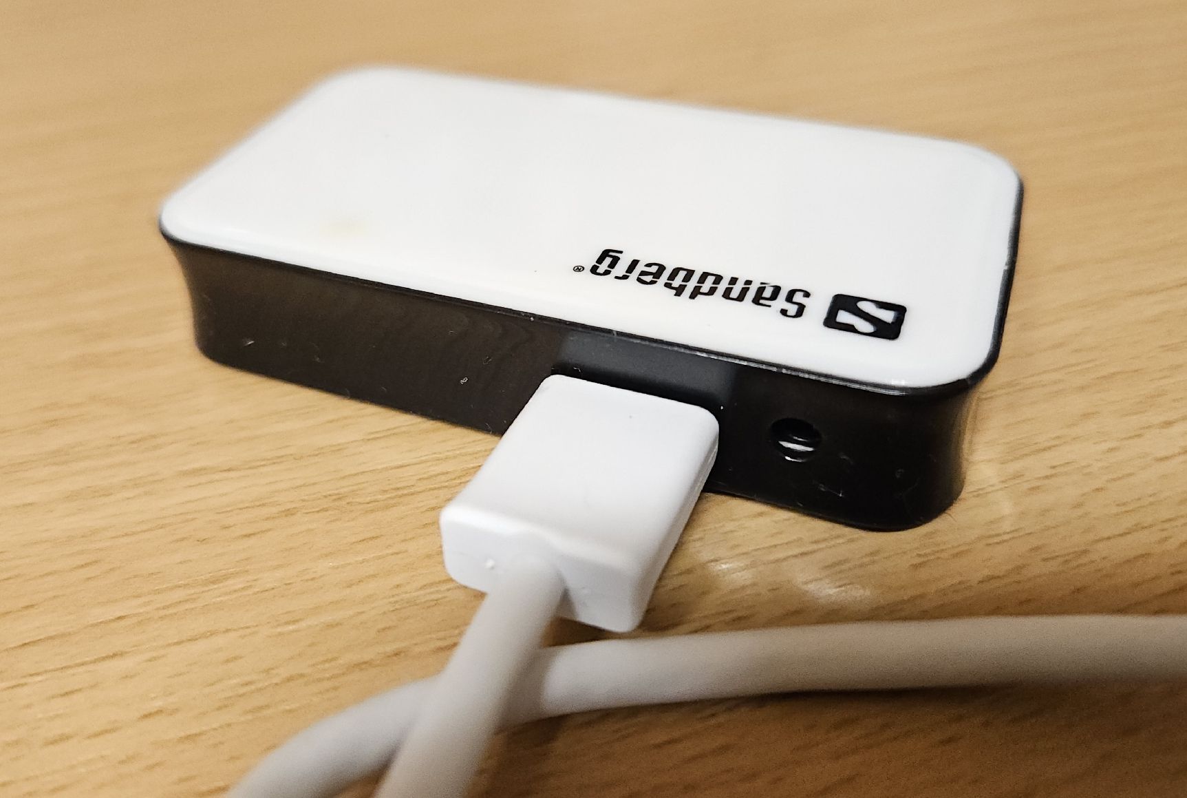 Hub & Switch: USB C Hub - 4 xUSB 3.0 – Nuovo (secondo la descrizione) da Zwillikon venduto da Funfun 3