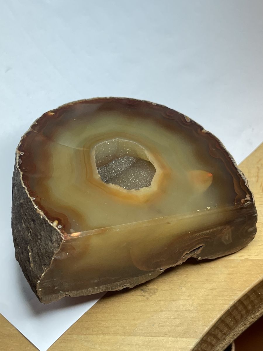 Minerali & Pietre curative: Géode d'agate naturelle avec cristaux - Achatgeode – Usato da Le Landeron venduto da Ayriss 3