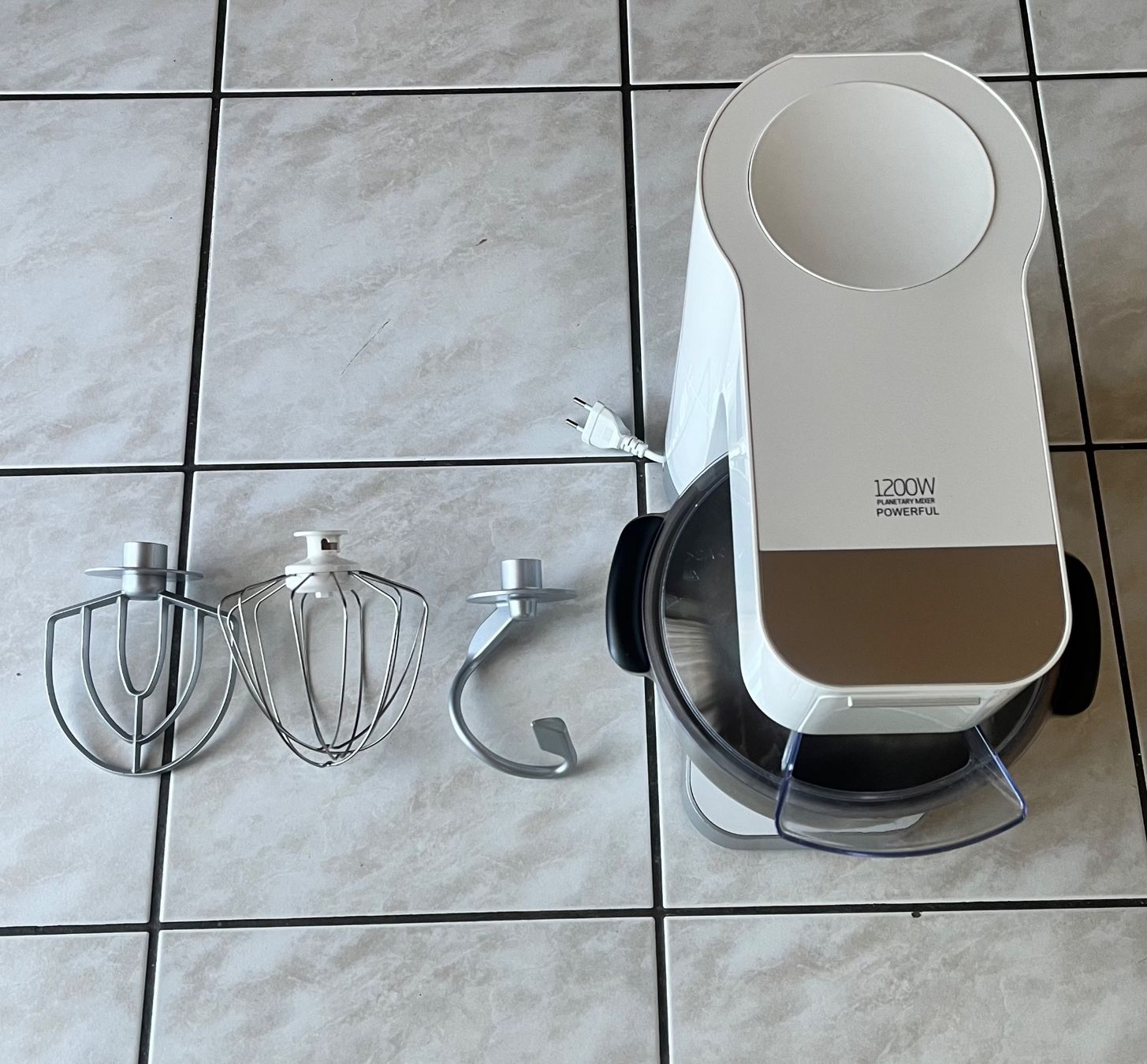 Elettrodomestici da cucina: Küchenmaschine – Usato da Uffikon venduto da san123day 1