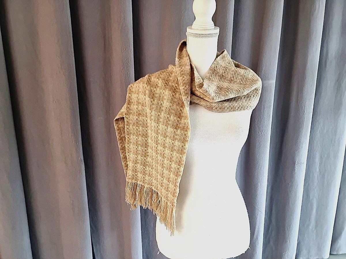 Foulard & Sciarpe: Schal Braun / Beige – Usato da Urtenen-Schönbühl venduto da Restwert_Schoenbuehl 1