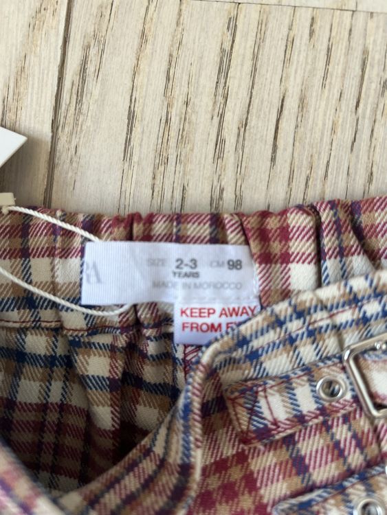Zara Vestiti & Gonne: Stylish skirt from Zara – Nuovo e nell'imballaggio originale da Dully venduto da rev_l7jp 3