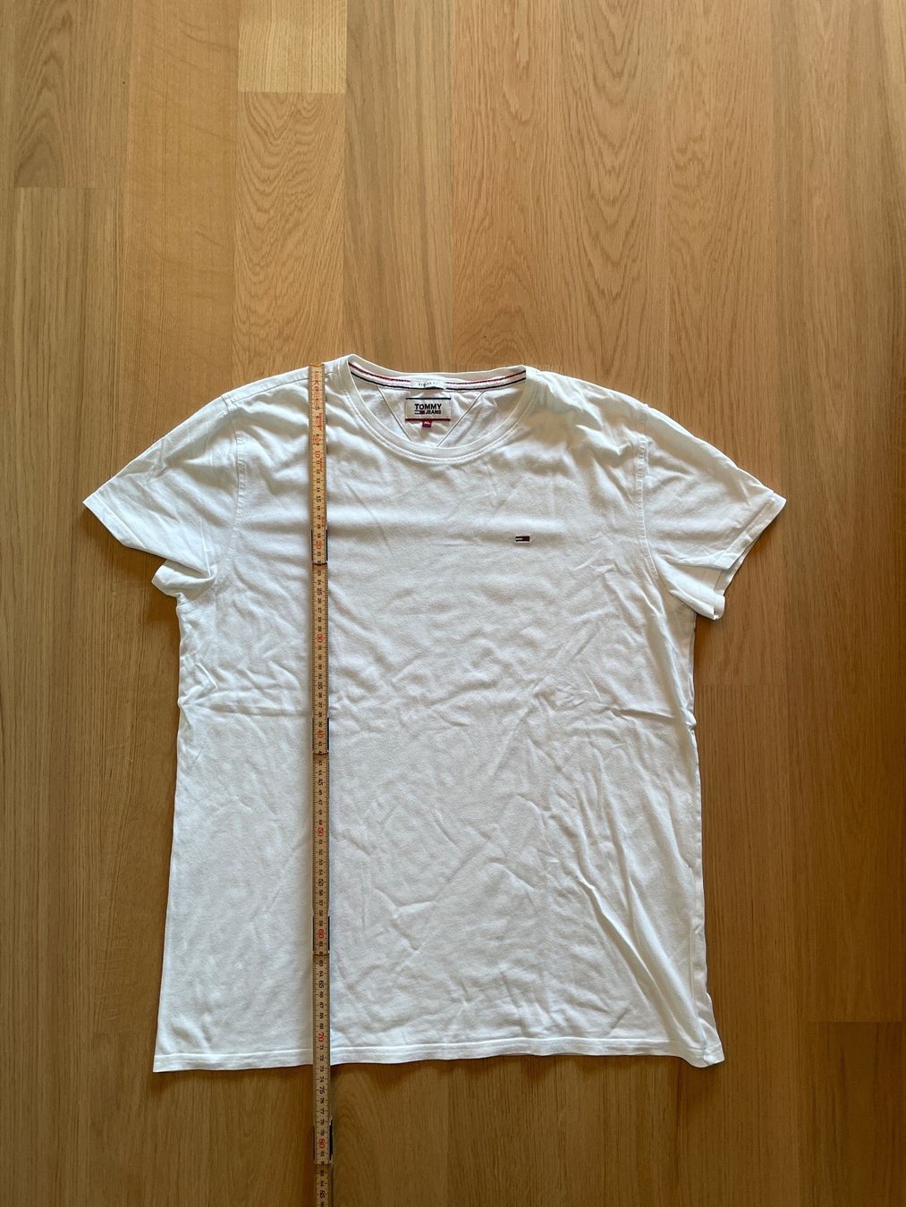 Tommy Hilfiger T-shirt: Tshirt Tommy Hilfiger XL Regular Fit – Usato da Basel venduto da pilzliii