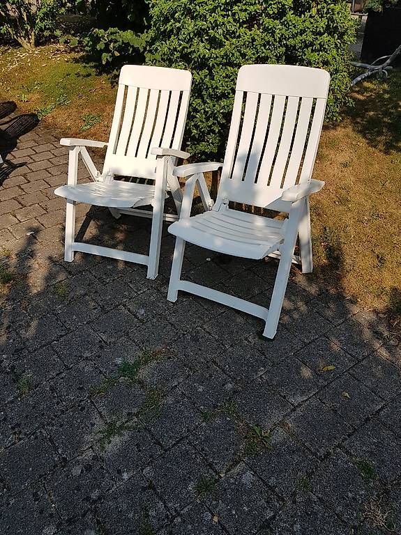 Stühle: Relax Gartenstühle – Gebraucht aus Wängi von Bikeronea