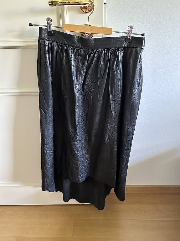 Jupes: Jupe Zadig voltaire 40 – Neuf (Voir description) à Pully par tarra26 2