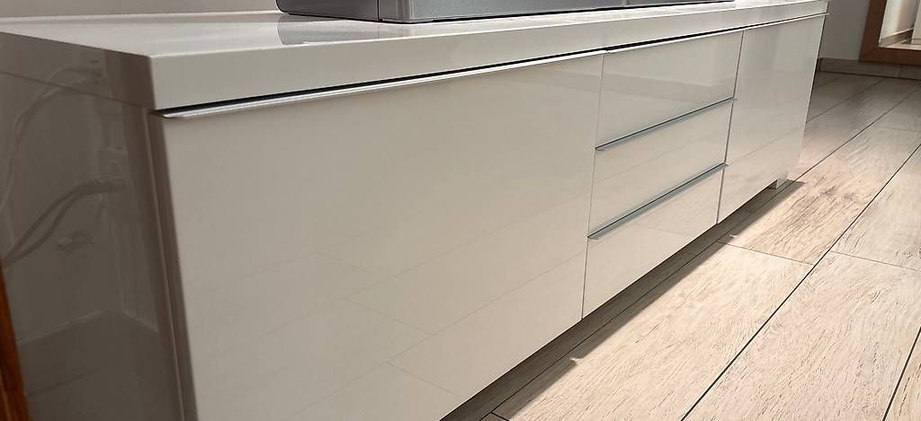 Mobili TV: Mobile TV Ikea Besta  – Usato da Viganello venduto da fde_7dbj 2