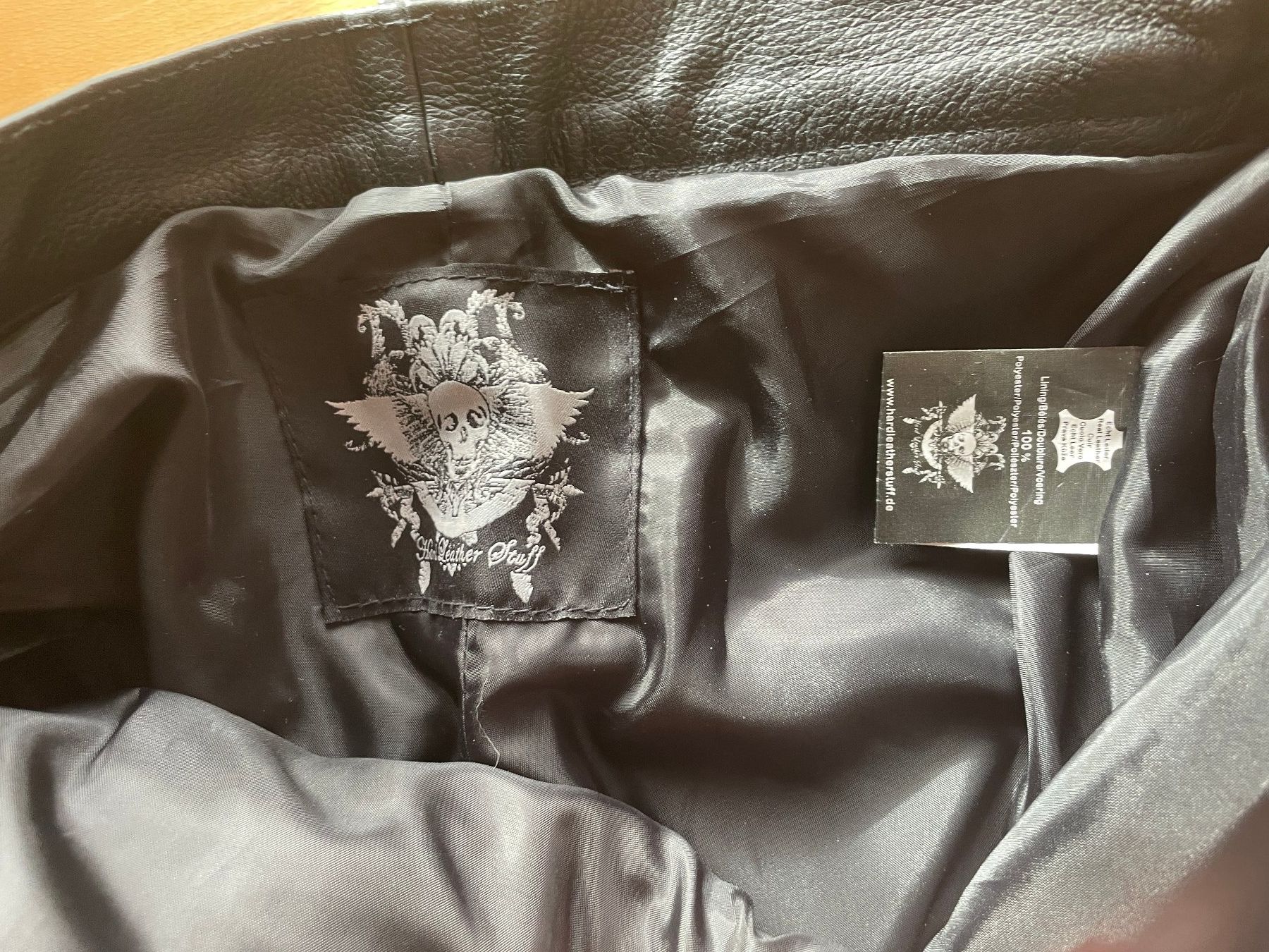 Pantaloni: Schwarze Echt-Lederhose mit Schnürung, Grösse 32 – Usato da Affeltrangen venduto da Mowgli_123 3