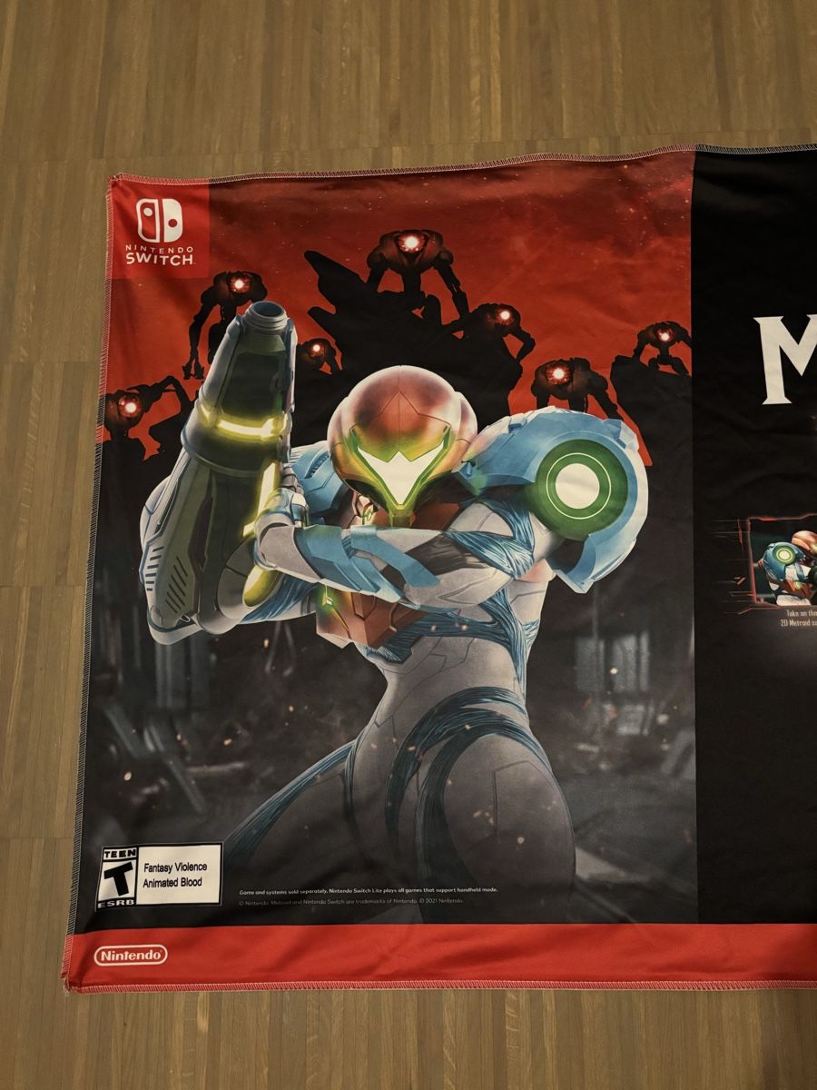 Foto & Immagini: Nintendo Switch Metroid Dread Banner Merch Display Kiosk – Usato da Kehrsatz venduto da Sash17 1