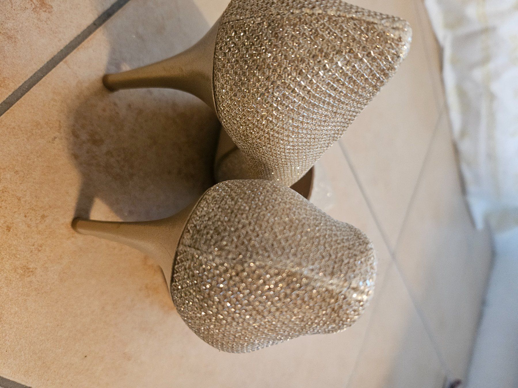 Damenschuhe: Gold Glitzer Pumps ☆NEU☆ – Neu (gemäss Beschreibung) aus Steckborn von suz_v2v6 5