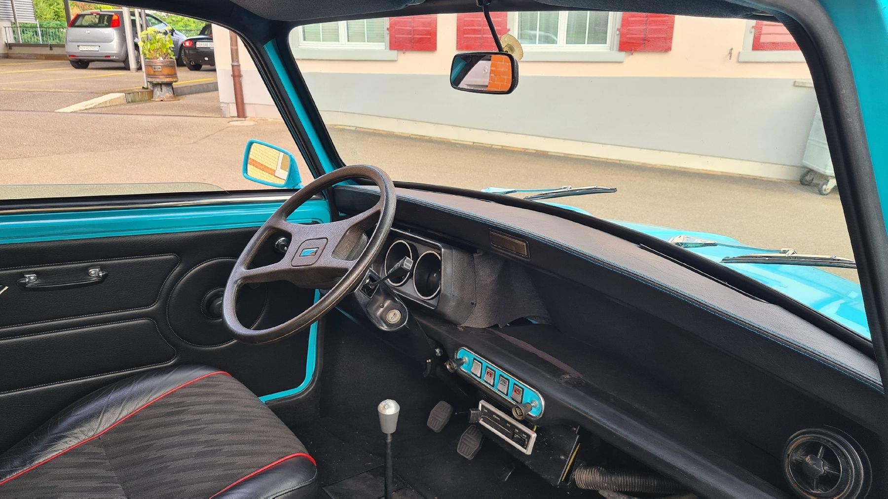 Mini Autos: Mini 1000 vollrestauriert ab mfk – D'occasion à Bäretswil par Mech850 4