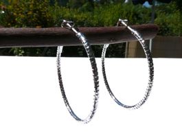 Silberfarbene Creolen, Modeschmuck
