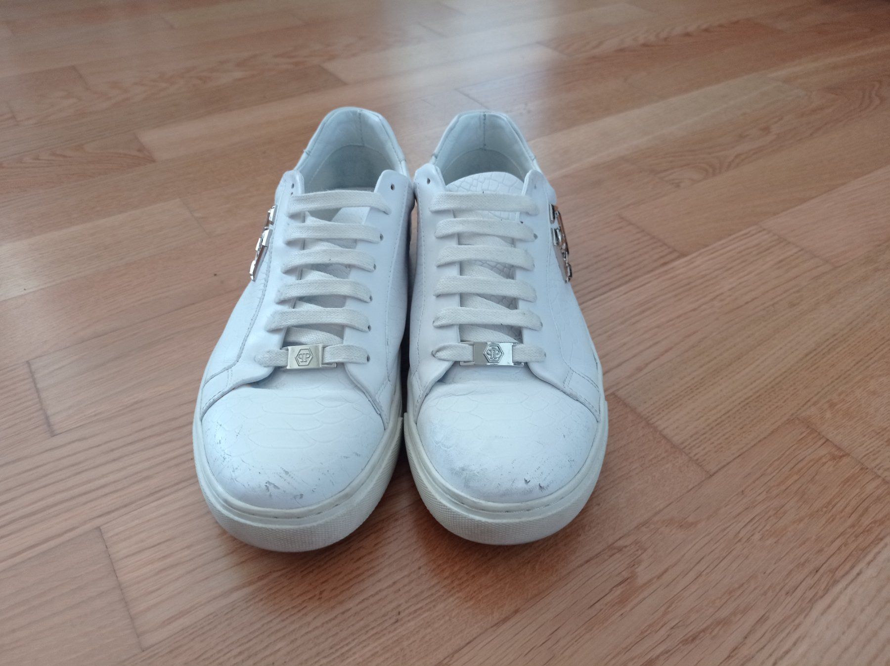 Philipp Plein Scarpe da uomo: Philipp Plein Sneaker weiss Größe 44 – Usato da Hochdorf venduto da b1.p 2