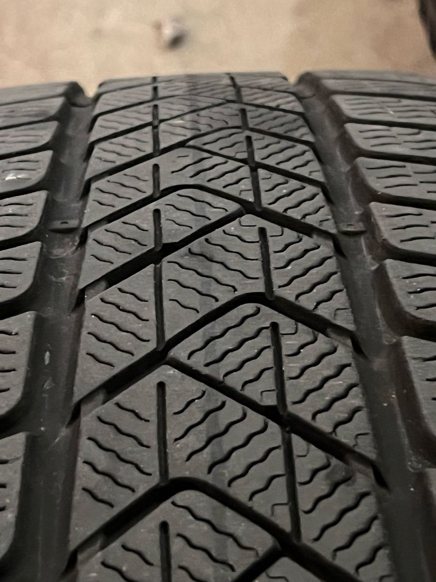 Mercedes-Benz Pneus & Kompletträder: Mercedes Benz Original Winterräder Pirelli 245/45 R18 – Neu (gemäss Beschreibung) aus Winterthur von ChicMarkt 8