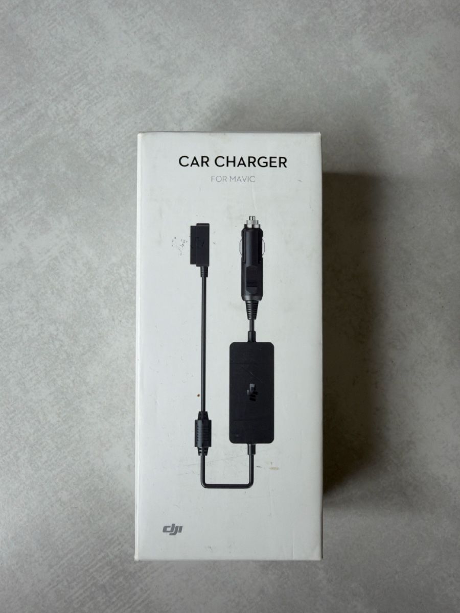 DJI Caricabatterie: Chargeur de voiture DJI Mavic – Nuovo (secondo la descrizione) da La Neuveville venduto da mypinguin