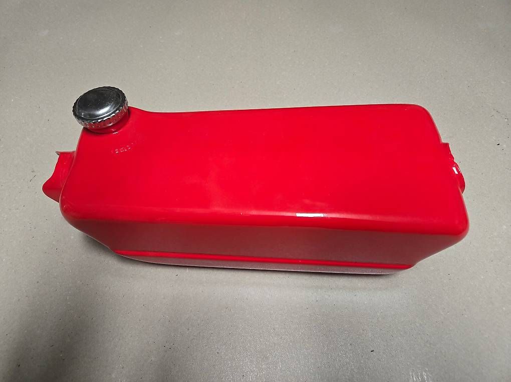 Fantic Mofa-Ersatzteile: Fantic Issimo Tank 310/311 – Gebraucht aus Kerzers von Issimo-Center 1