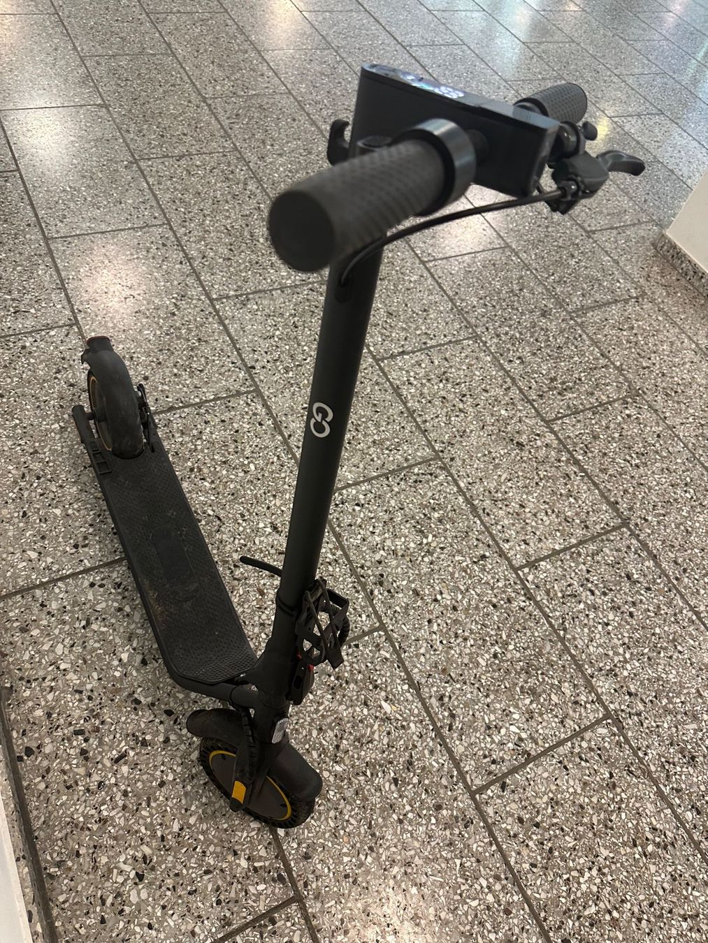 Kickboard: Elektro Tretroller GO – Usato da Liestal venduto da FuV01 3