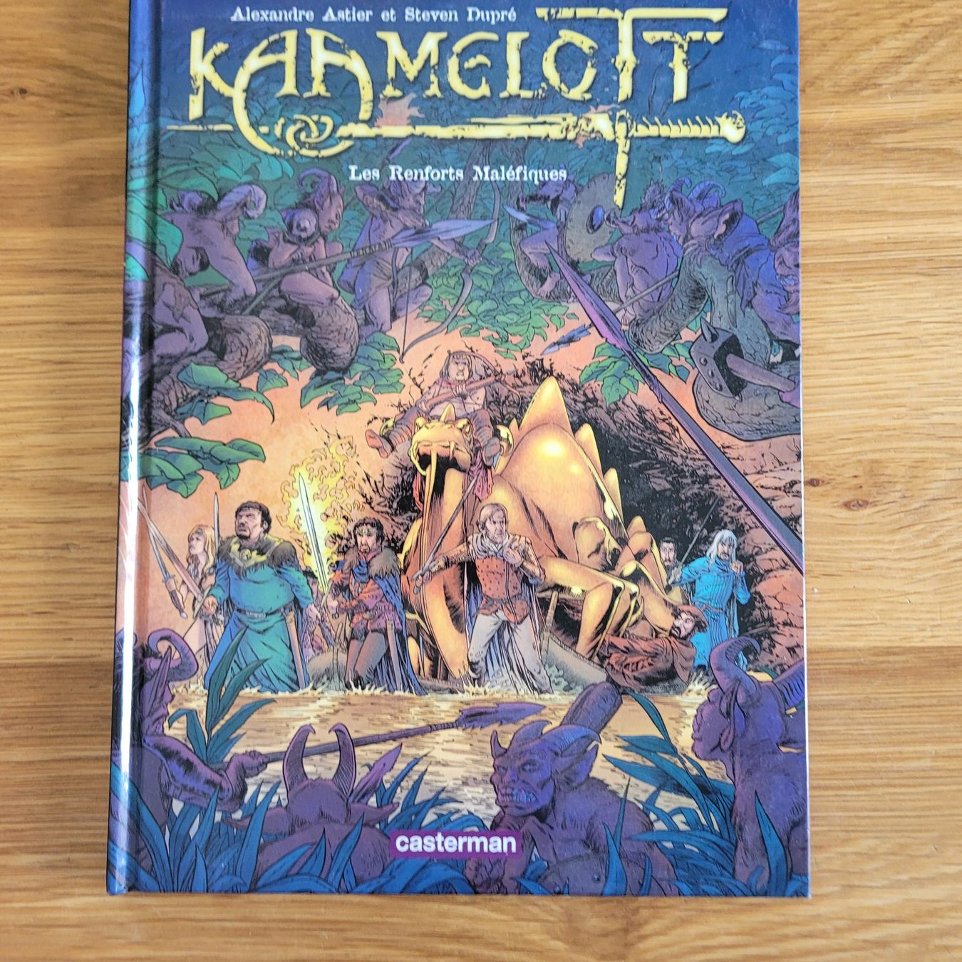 Fumetti: BD EO Kaamelott 9. Les Renforts Maléfiques – Usato da Biel/Bienne venduto da Destockweb