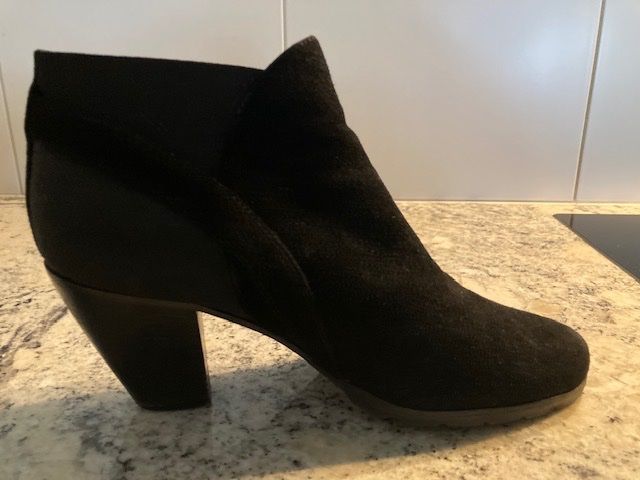 Scarpe da donna: Wildleder Stiefelette – Usato da Lufingen venduto da Montreux 4