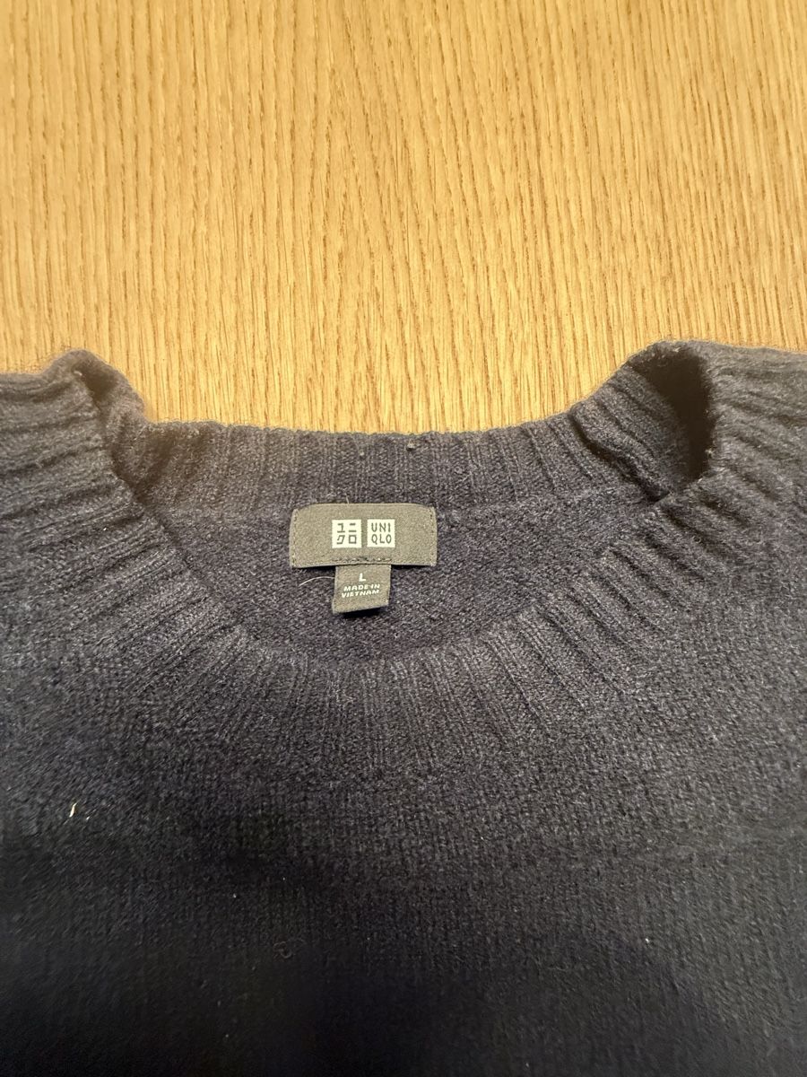 Uniqlo Maglioni & Felpe: uniqlo sweater size L blue – Usato da Zug venduto da SebastianSonderegger 1