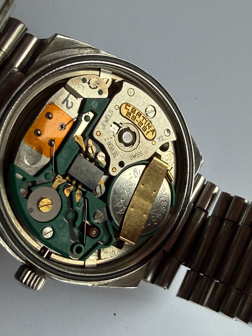 Certina Orologi: Certina Q Quartz – Usato da Worblaufen venduto da chronyves 5