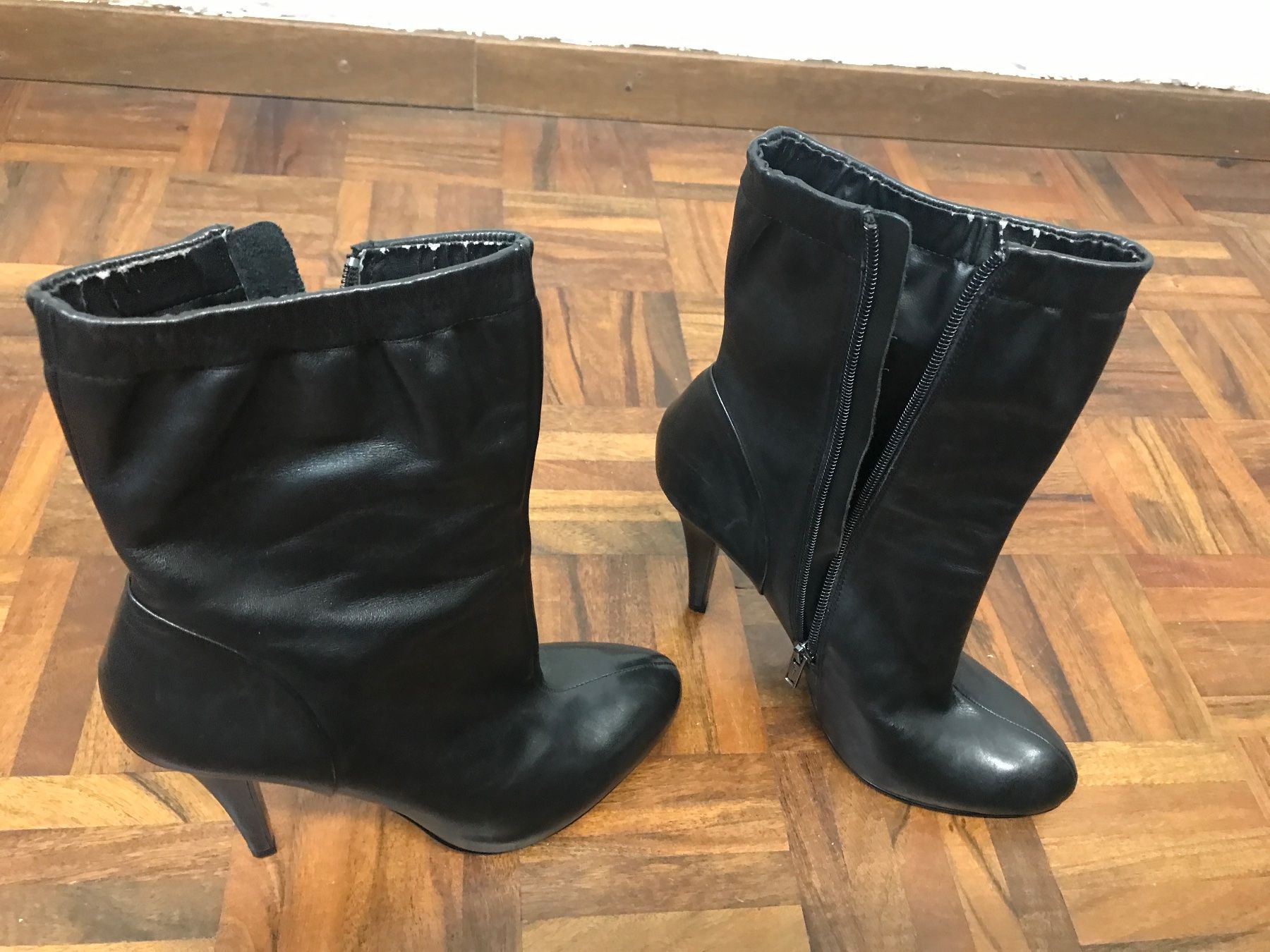 Zara Damenschuhe: Zara Lederstiefeletten, Gr 39 – Gebraucht aus St. Margrethen SG von kellenbh 2