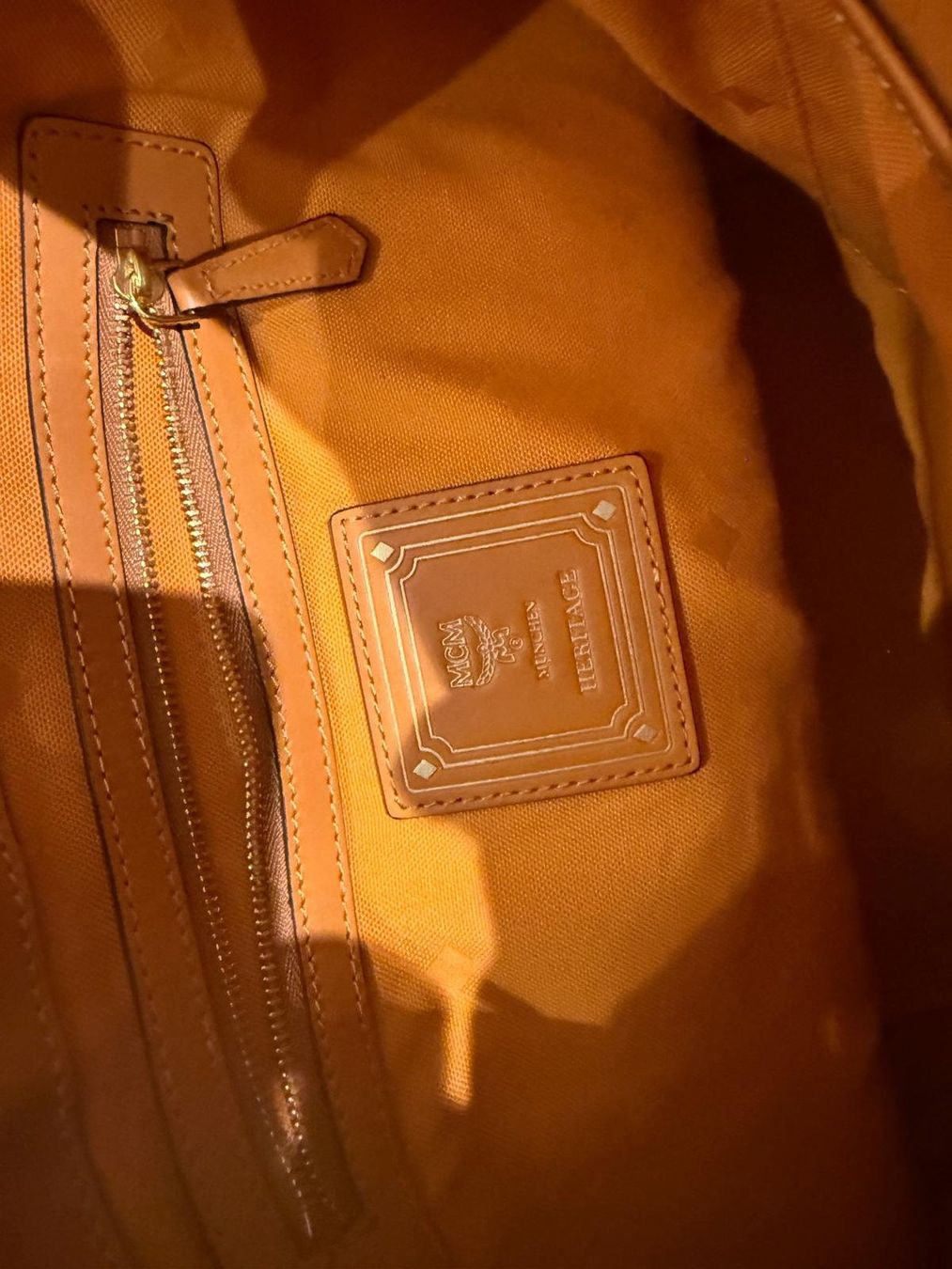 Mcm Sacs femmes: MCM Drawstring Beuteltasche / Schultertasche – D'occasion à Himmelried par mk321 7